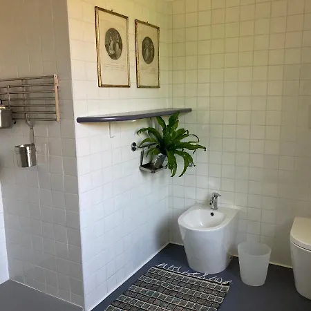 بيت ضيافة The Casa Blu Dependance La Casa Gialla 3*